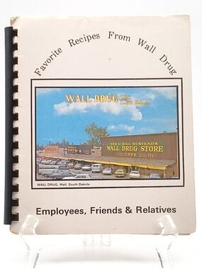 Vintage 1970s Wall Drug Store, South Dakota Souvenir Recipe Book